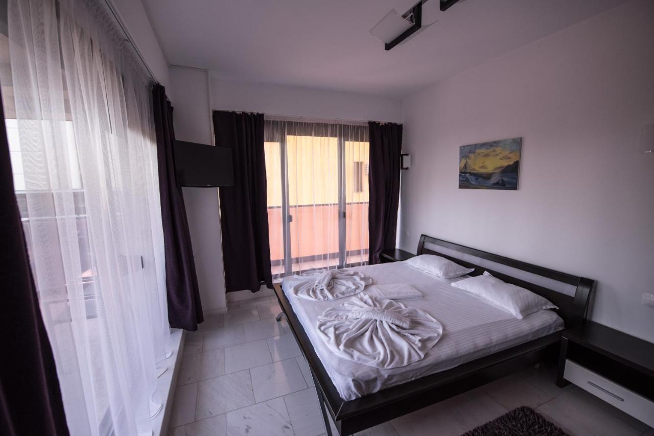 Sns Apartament In Vila Sophia Mamaja Zewnętrze zdjęcie