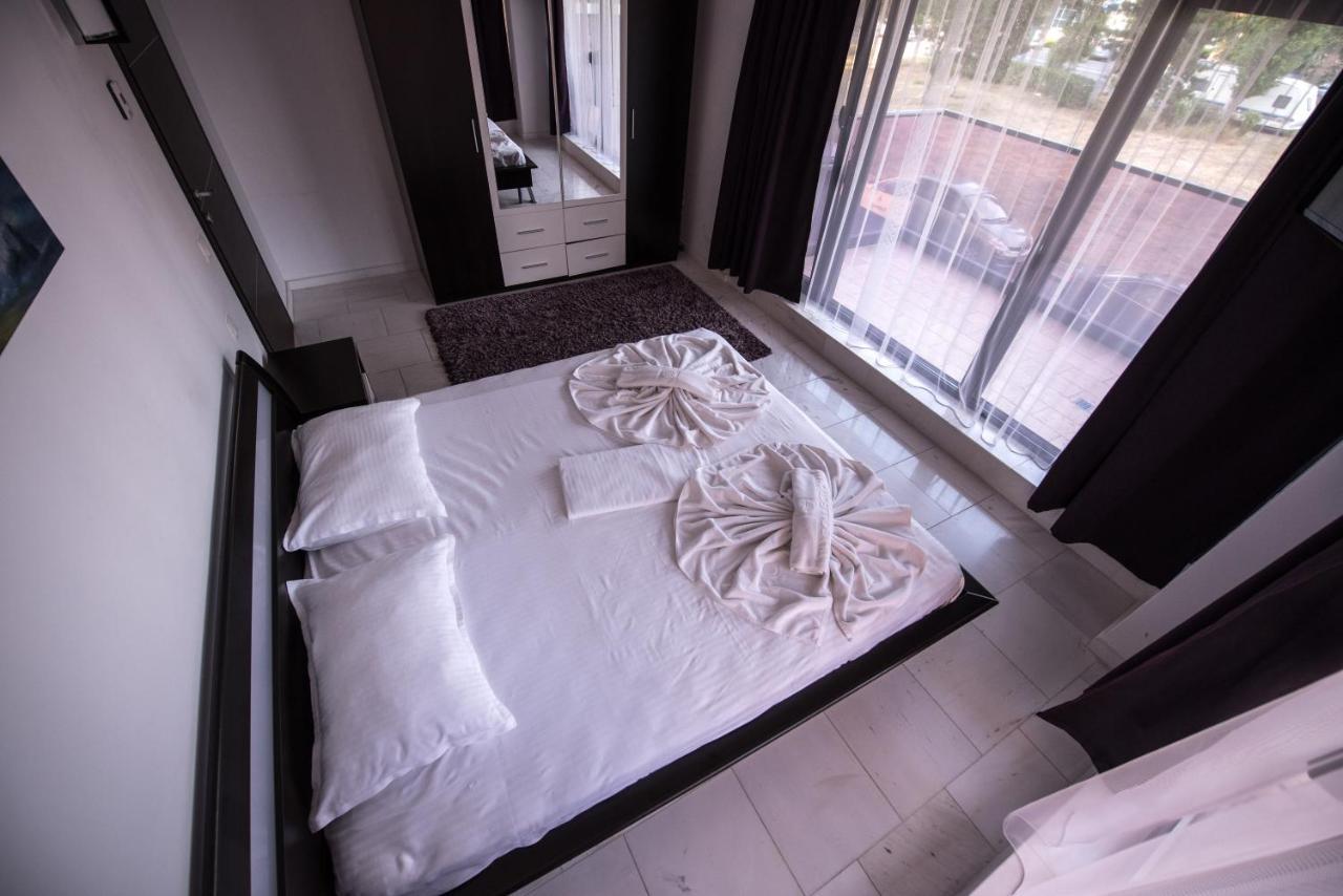 Sns Apartament In Vila Sophia Mamaja Zewnętrze zdjęcie