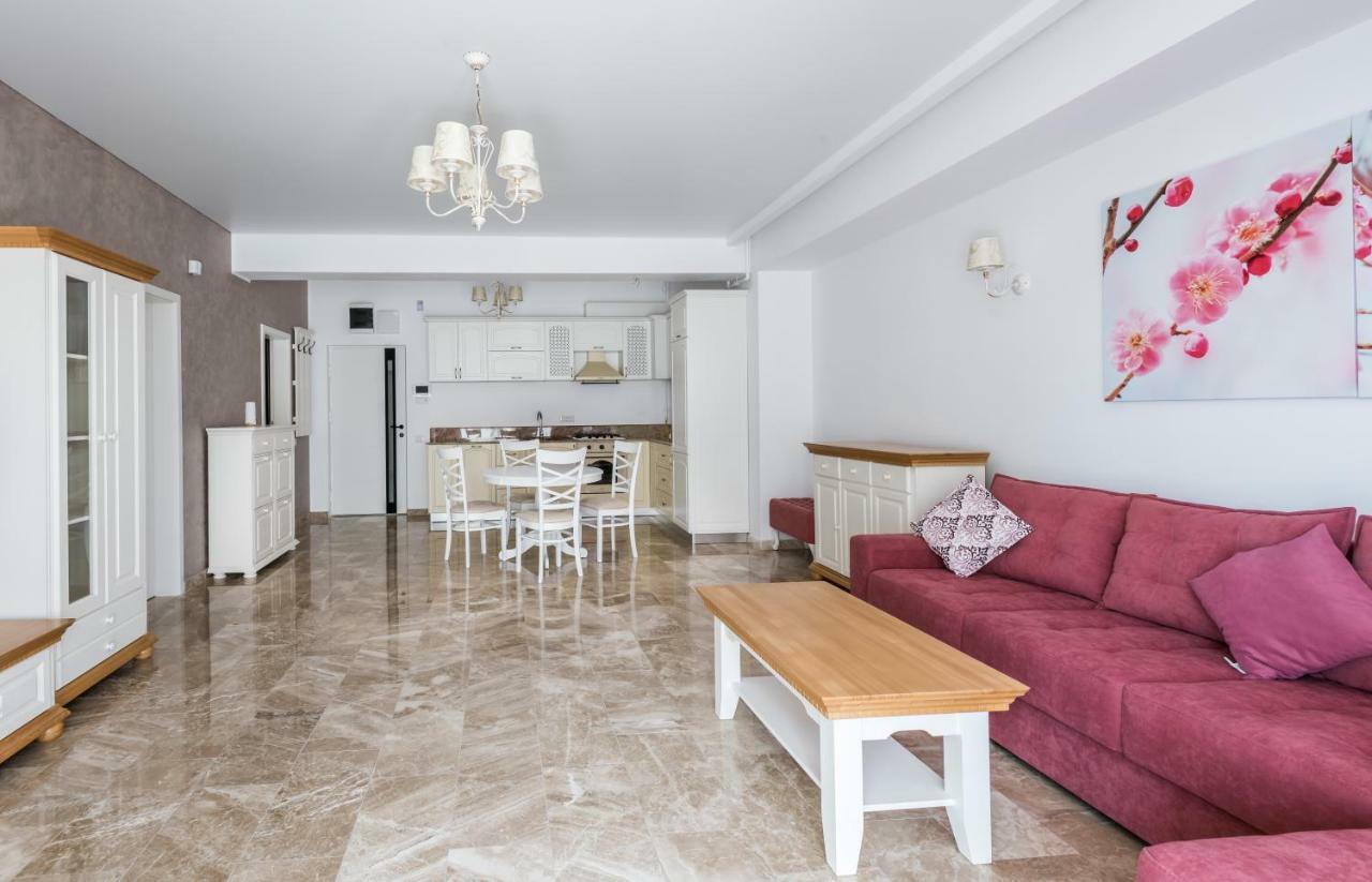 Sns Apartament In Vila Sophia Mamaja Zewnętrze zdjęcie